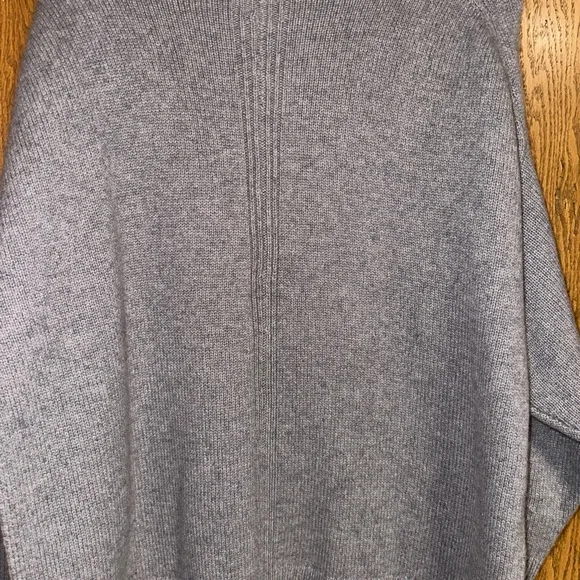 Nordstrom Signature Grey Cashmere sleeved shrug  Sz. S