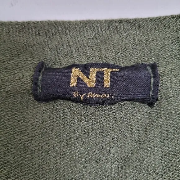 NT by Amori Green Gold Metallic Graphic Knit V Neck Pullover Sweater Size Large