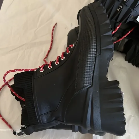 Nurture Whitney Water Resistant Leather Lace-Up Lug Sole Platform Boots.