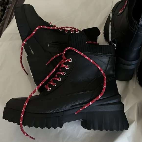 Nurture Whitney Water Resistant Leather Lace-Up Lug Sole Platform Boots.