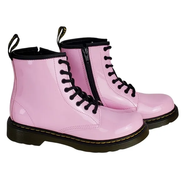 NWB Dr Martens 1460 j girls patent lamper pale pink lace up combat boots