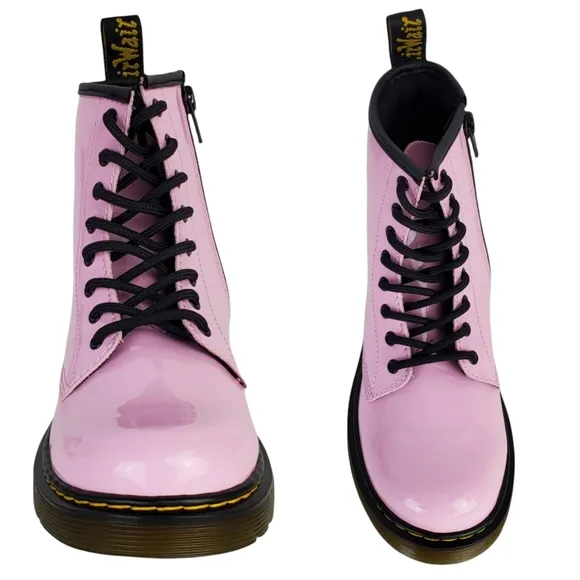 NWB Dr Martens 1460 j girls patent lamper pale pink lace up combat boots