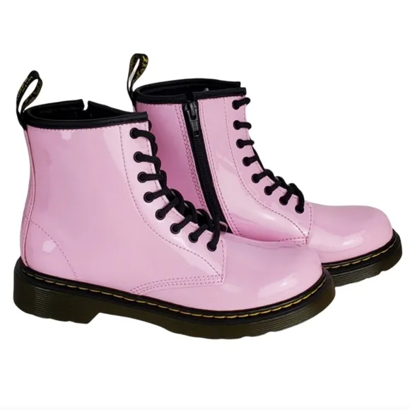NWB Dr Martens little girl 1460 toddler lace up combat boots pale pink patent