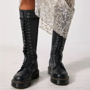 NWB Dr. Martens Sz 6 1b60 Bex Lace Up Boot Black