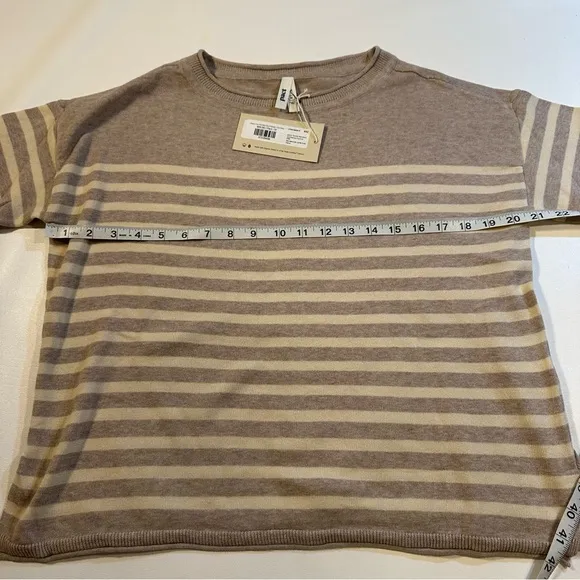 NWD Pact Size M 100% Organic Cotton Oat Stripe Classic Fine Knit Sweater