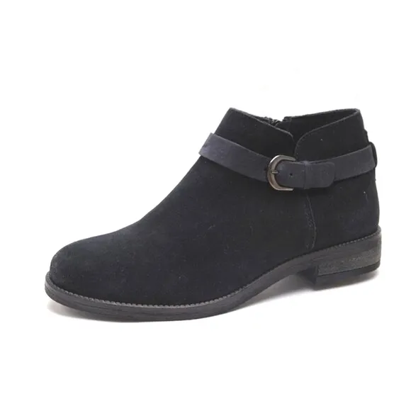 Nwob Clarks Demi Tone Ankle Boots Shoes Black Suede Booties Buckle Sz