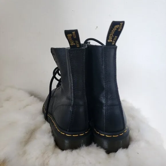 NWOB Dr Marten Pascal Boots US 8 UK 6 Combat 8 Eye JY004 Soft Leather