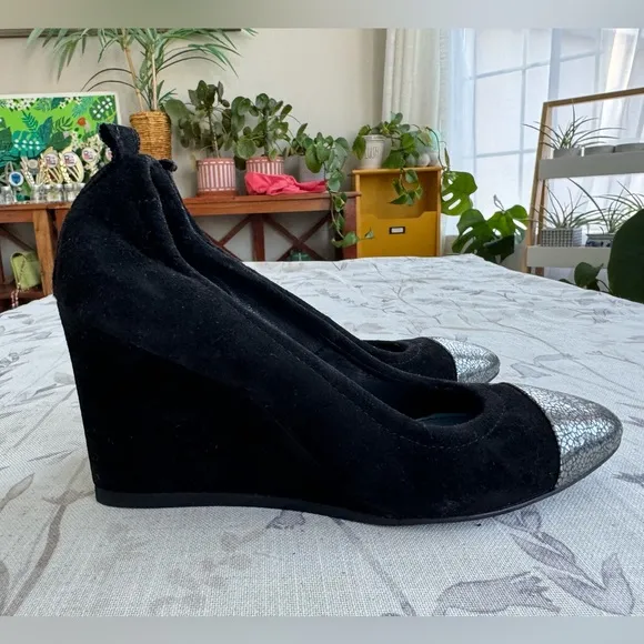 NWOB Lanvin Paris Wedge Heels Black Suede Pewter Metallic Cap Toe Ballet EU 36