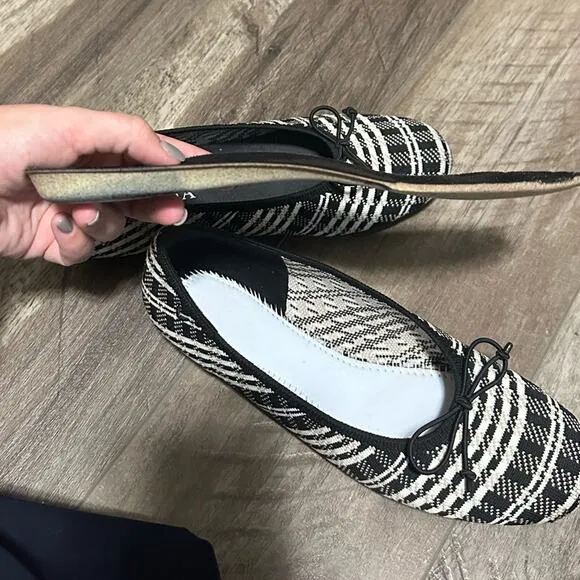 NWOB Vivaia Odette Round Toe Bow Flats Plaid Tan Black 39