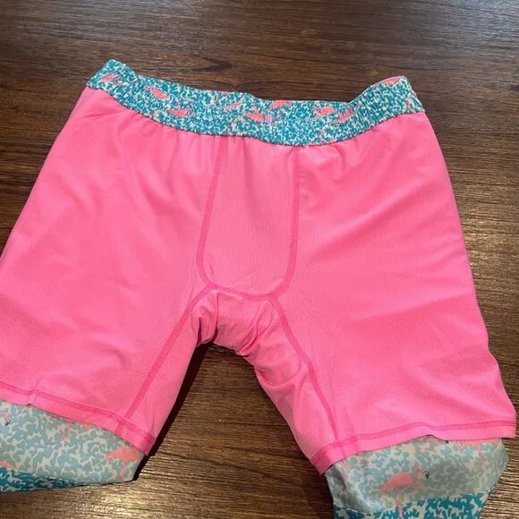 NWOT Chubbies Mens L Domingos Are For Flamingos 7&quot; Lined Classic Swim Trunk Blue