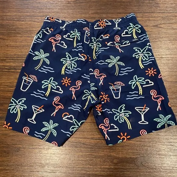 NWOT Chubbies Men's M The Neon Lights 7&quot; Classic Swim Trunk Navy Graphic Print