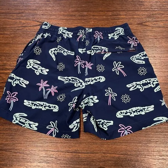 NWOT Chubbies Men's XS Neon Glades Lined Classic Swim Trunk Navy Alligator Palms