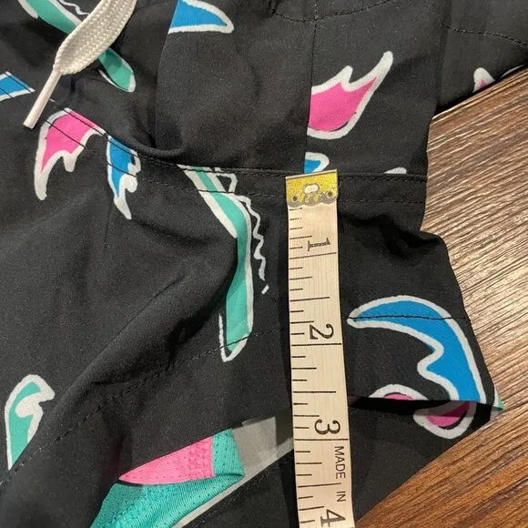 NWOT Chubbies Sz S Havana Nights 4&quot; (2.5&quot;) Lined Classic Swim Trunk Black Palms