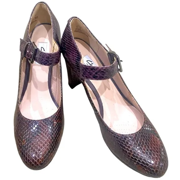 Nwot Clarks Kendra Gaby snakeskin embossed leather platform mary Jane shoes sz 9