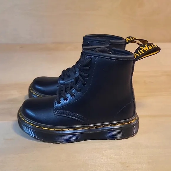 NWOT Dr. Martens Zavala T Toddler Inside Zipper Combat Boots