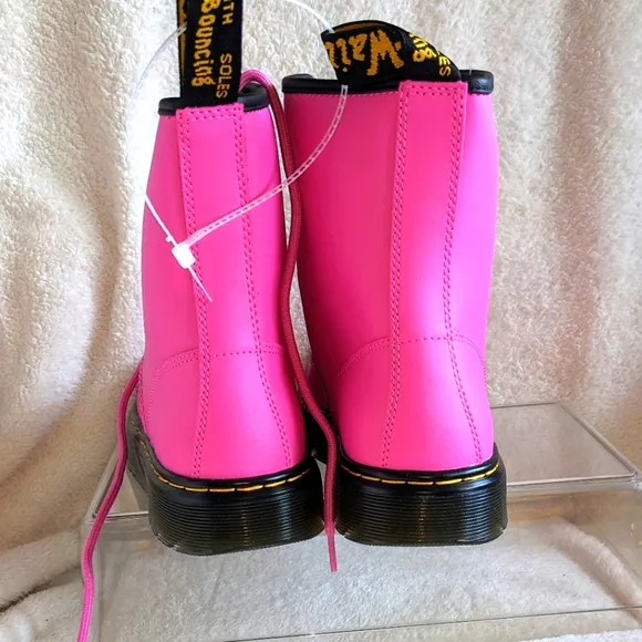NWOT or Box Women's DR. MARTENS 1460‎ Pink Air Walk Boots size 7