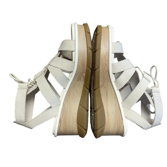 NWOT SOREL Women's Joanie Ill Cream ChalkLeather Lace Up Wedge Sandals Size 11