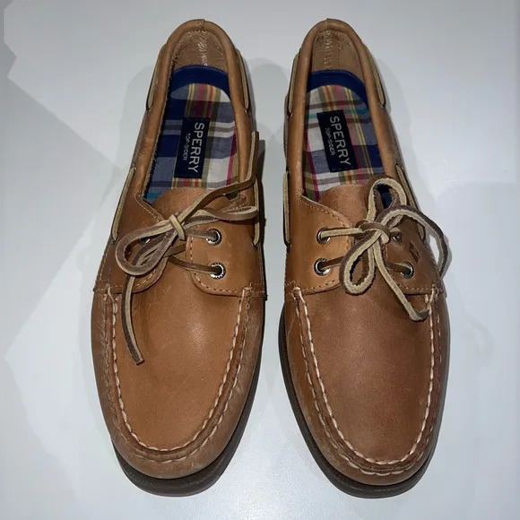 NWOT Sperry Top-Sider Authentic Original Boat Shoe M7 / W9