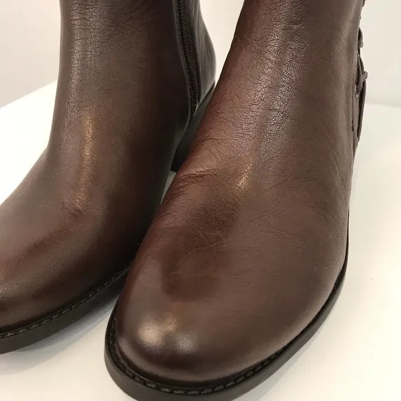 NWOT Vince Camuto Lace Up Leather Riding Boots