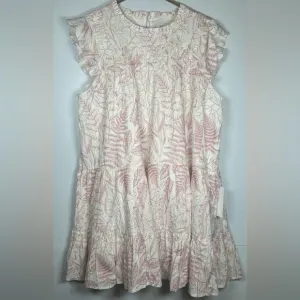 NWT Aura Pink and Cream Toile Tiered Dress with Flutter Cap Sleeves. #Linen