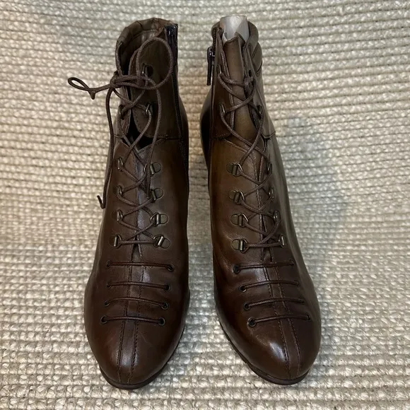 NWT Evado high heel leather lace up boots sz 39