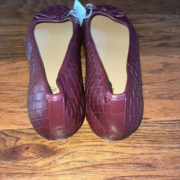 NWT J. Crew Woven square-toe ballet flats in Cabernet Rouge Size 10