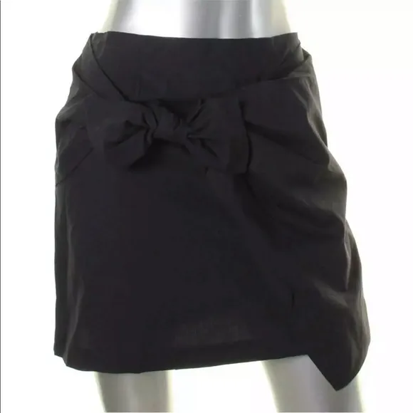 NWT Lush Women’s Asymmetrical Mini Skirt