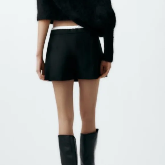 NWT ZARA WAISTBAND DETAIL SKORT size xs