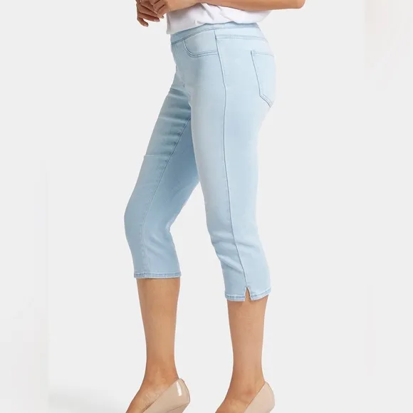 NYDJ Dakota Crop Pull-On Jeans In Oceanfront Light Blue Size Medium