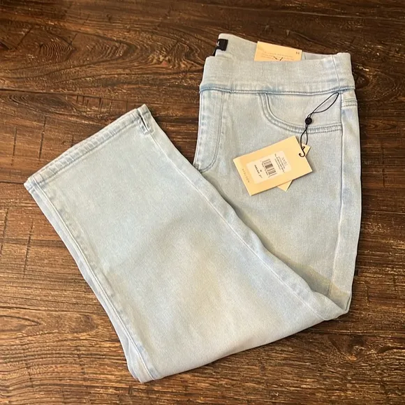NYDJ Dakota Crop Pull-On Jeans In Oceanfront Light Blue Size Medium