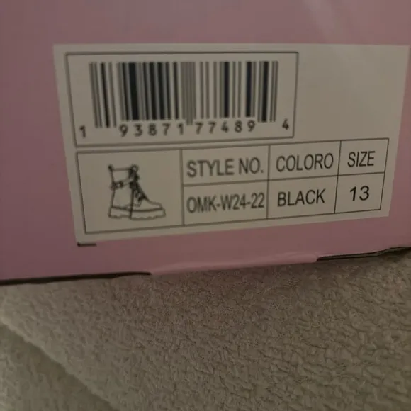 Olivia Miller Girls Combat Boots,‎ NEW, Size 13