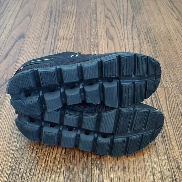 On Cloud 5 Men's Black Running Shoes