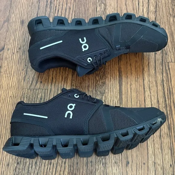 On Cloud 5 Men's Black Running Shoes