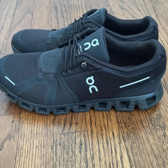 On Cloud 5 Men's Black Running Shoes
