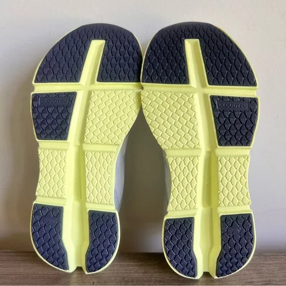 On Cloud CloudGo Women's Shoe Size 8.5 #B1222A