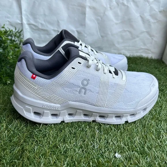 ON Cloudgo White | GlacierWOMEN SHOES size 9.5 NEW