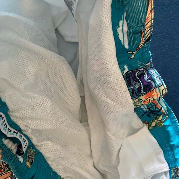 ORIGINAL PENGUIN swim trunks! FUN Hula/Hawaiian print /mesh lined/3 pockets!🌴