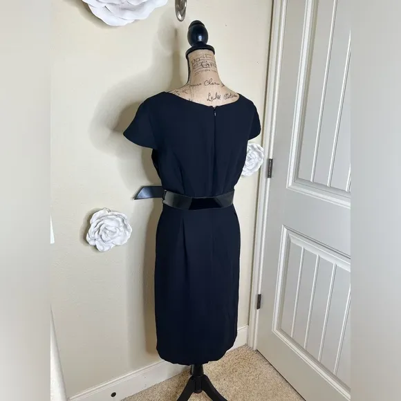 Oscar de la Renta Cap Sleeve Sheath Black Cocktail Dress Size 12