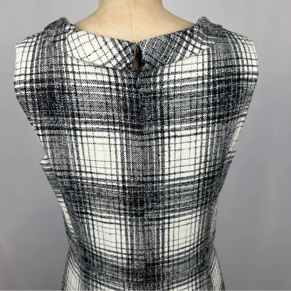 Oscar De La Renta Gray White Plaid Fleece Wool Silk Lining Cowl Neck Dress Sz 10