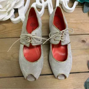 Pas De Rouge Italian Leather Peep Toe Wedges size 36 US 5.5. / 6
