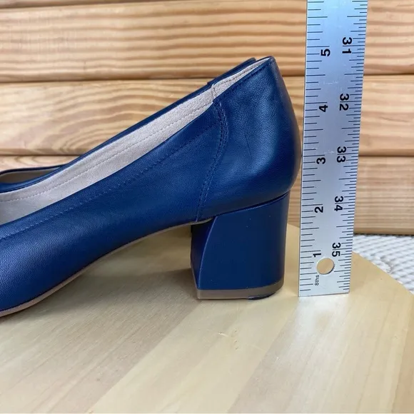 Paul Green Blue Leather Closed Toe Slip On Heels 8.5 US Pump Career Classic Shoe