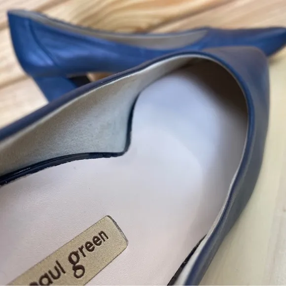 Paul Green Blue Leather Closed Toe Slip On Heels 8.5 US Pump Career Classic Shoe