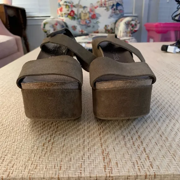 Pedro Garcia Platform Wedges. 100% suede. Taupe/green/brown color. EUC.