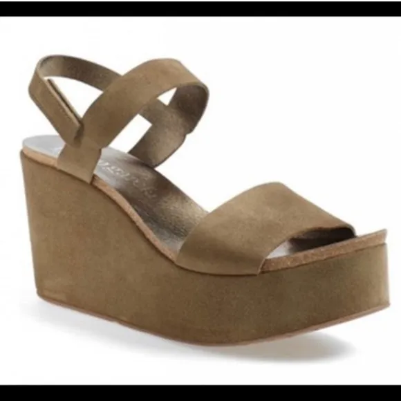 Pedro Garcia Platform Wedges. 100% suede. Taupe/green/brown color. EUC.