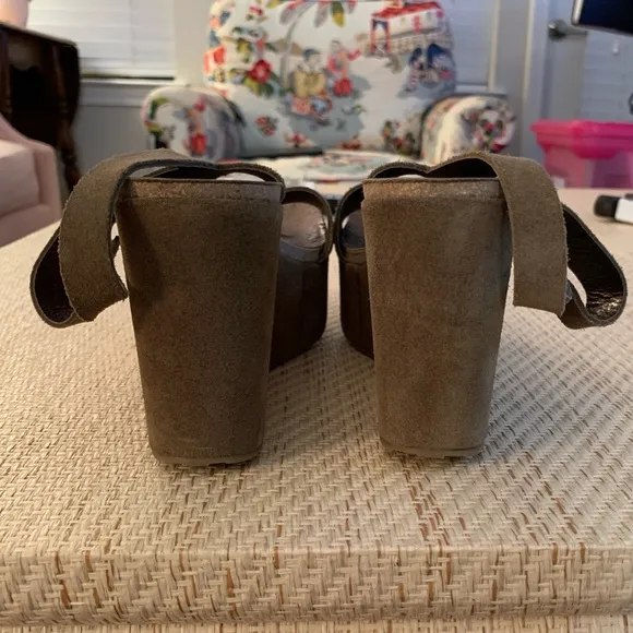 Pedro Garcia Platform Wedges. 100% suede. Taupe/green/brown color. EUC.