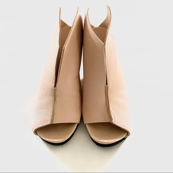 Peter Non Blush Wedges