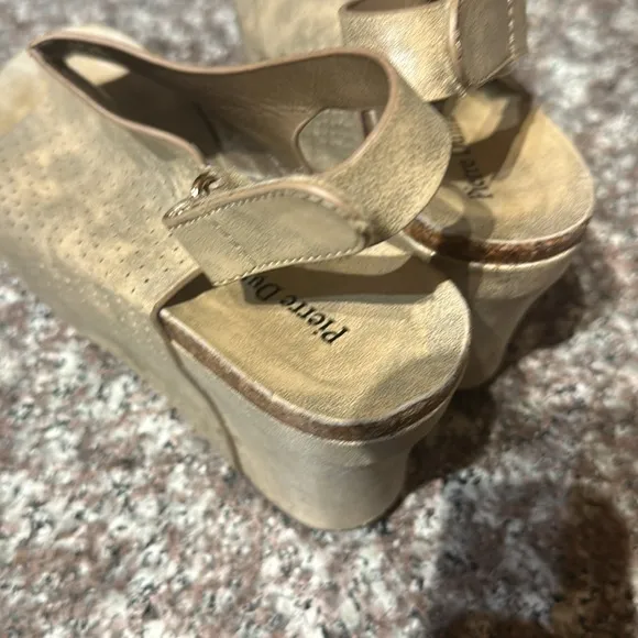 Pierre Dumas Gold Platform Wedges