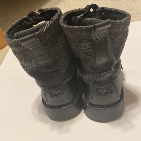 POLO RALPH LAUREN COMBAT BLACK AND GRAY BOOTS SIZE 6