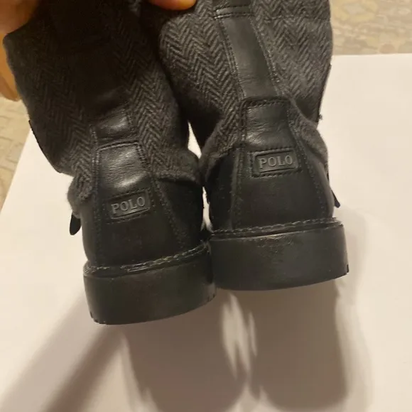 POLO RALPH LAUREN COMBAT BLACK AND GRAY BOOTS SIZE 6