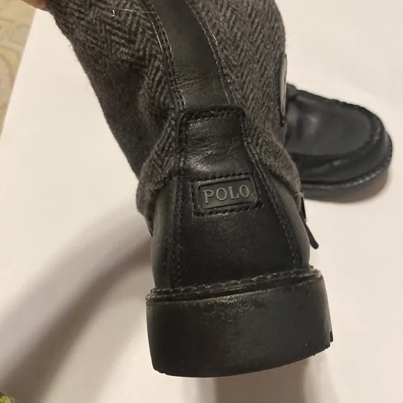 POLO RALPH LAUREN COMBAT BLACK AND GRAY BOOTS SIZE 6